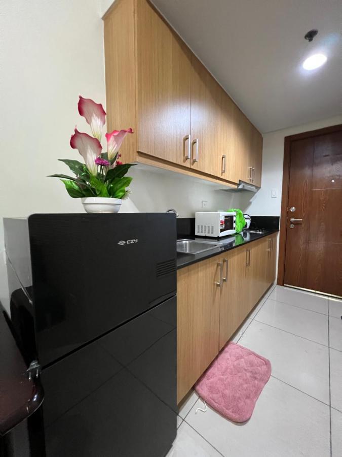 Shell Residences Mall Of Asia Apartment