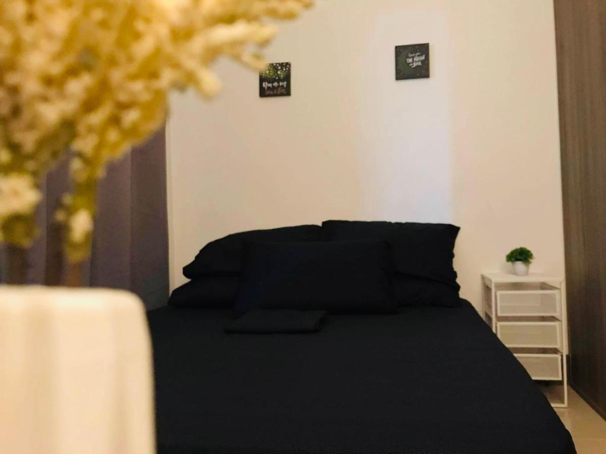 Apartment Cozy Bedroom Fame Greenfield Edsa Mrt Shaw *