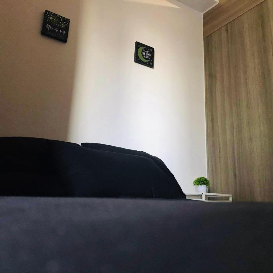 Cozy Bedroom Fame Greenfield Edsa Mrt Shaw *