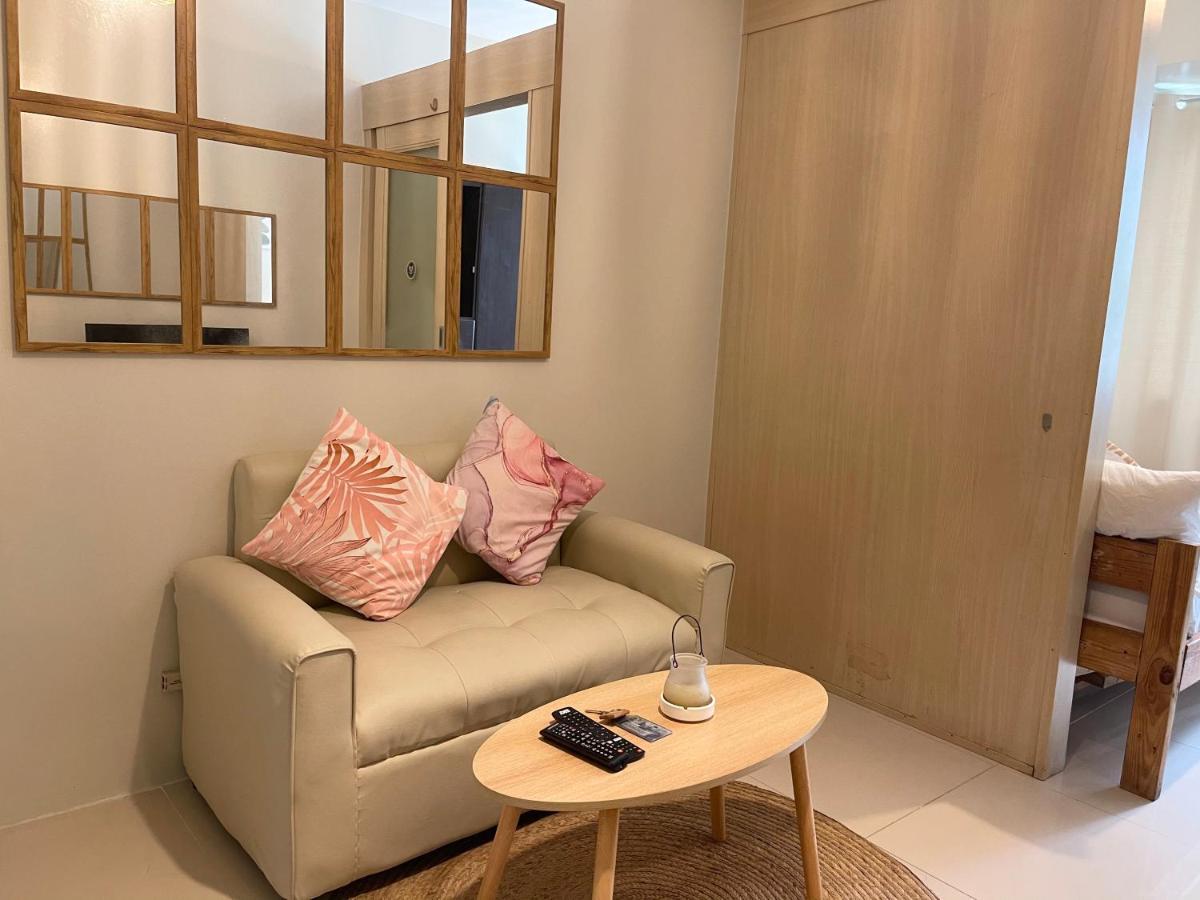 Premiere Haven At Sea Residences Condominium * Manila