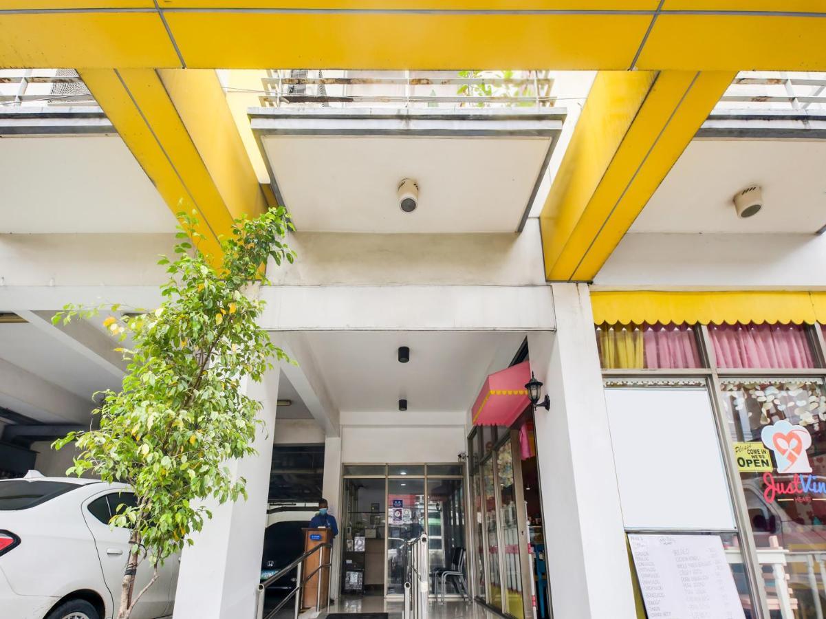 Apartment Oyo 893 Dian Makati Manila