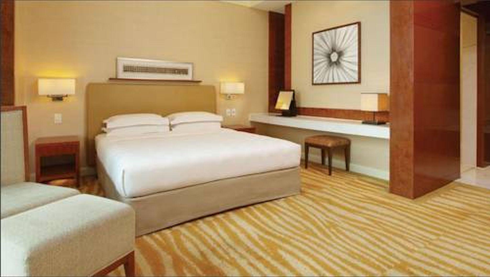 New Coast Hotel 5*