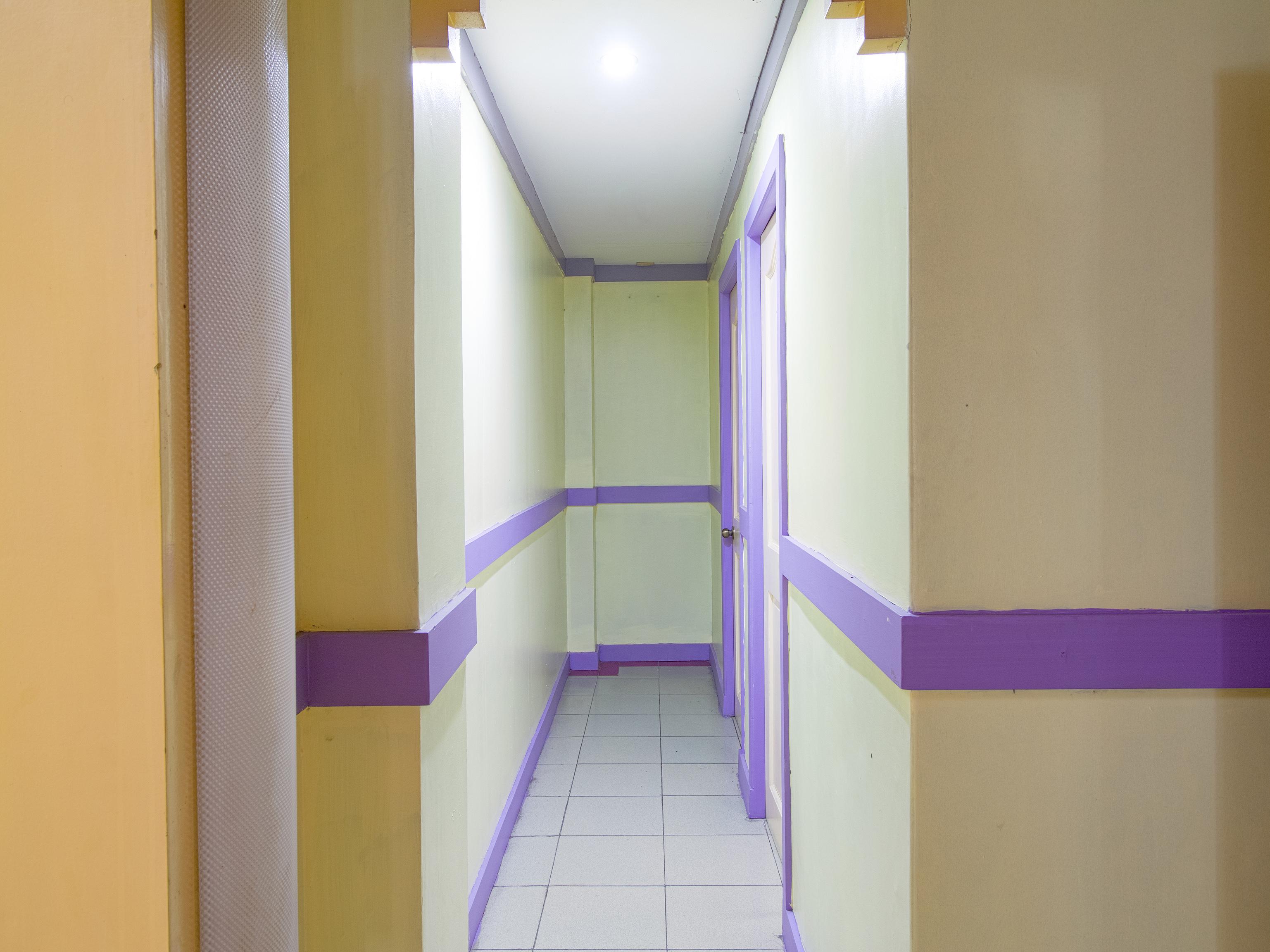 Oyo 790 Mango Hotel