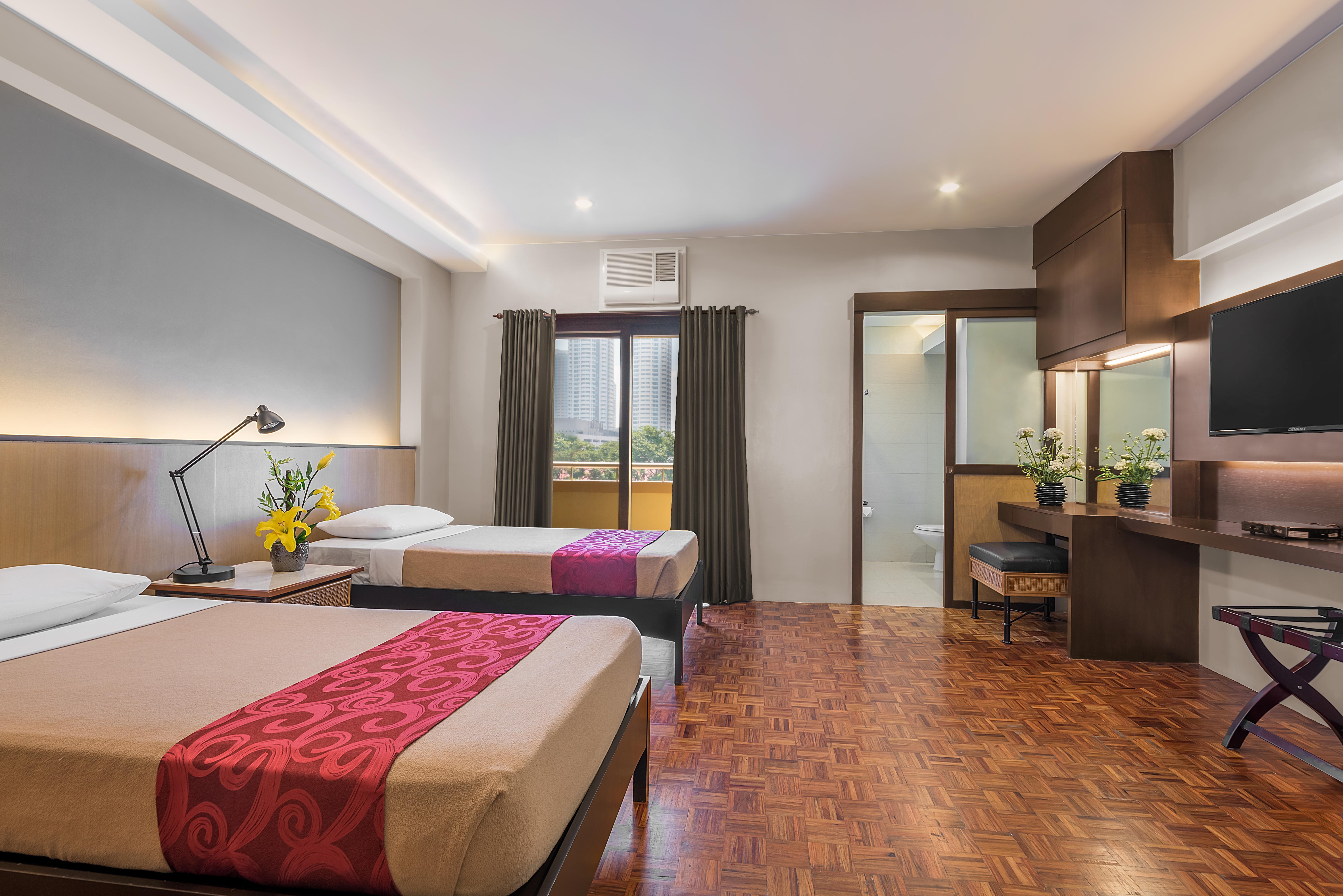 Hotel Tropicana Manila