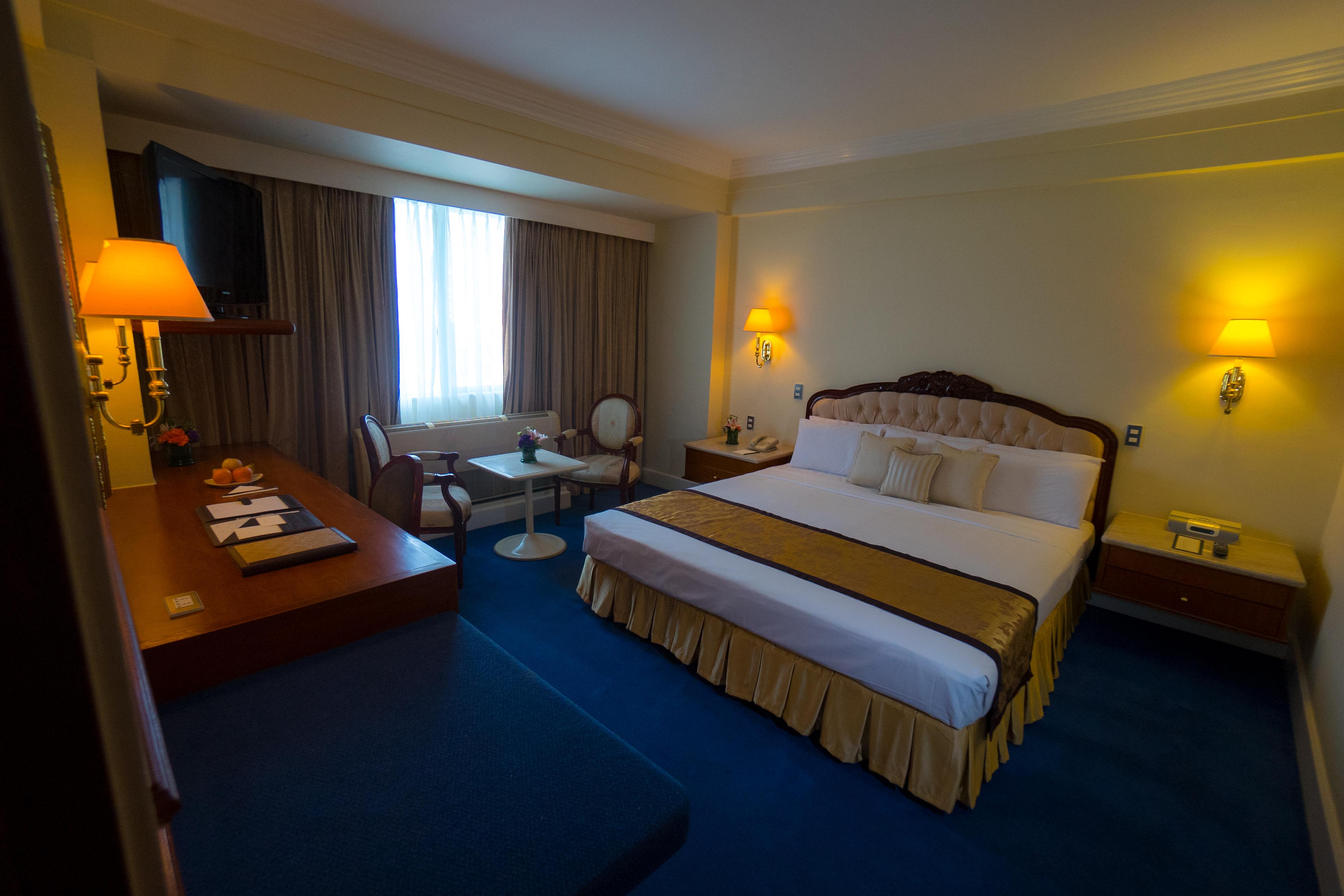 Hotel Manila Prince Hotel