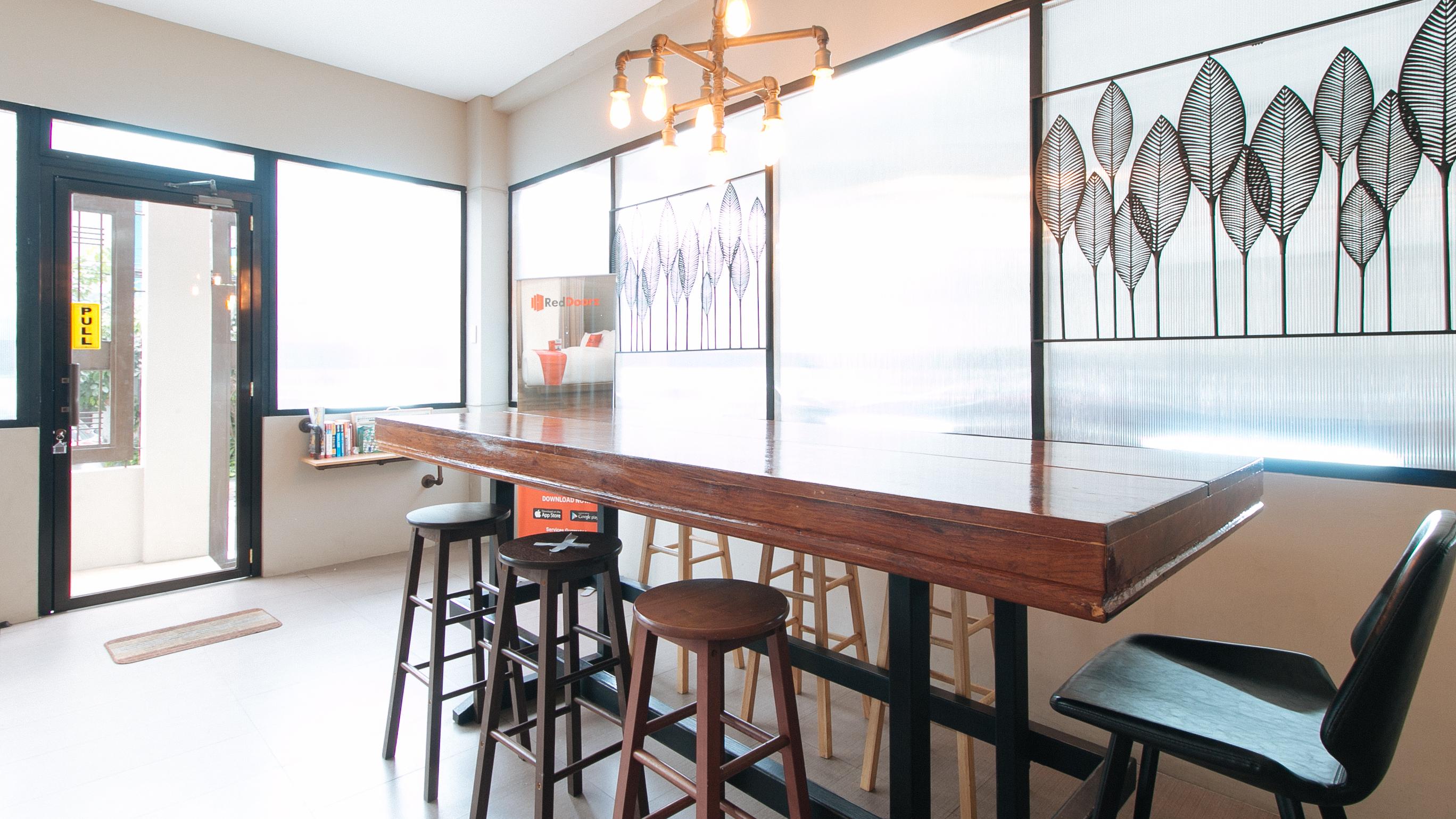 Reddoorz Near Osmena Highway 2 Manila
