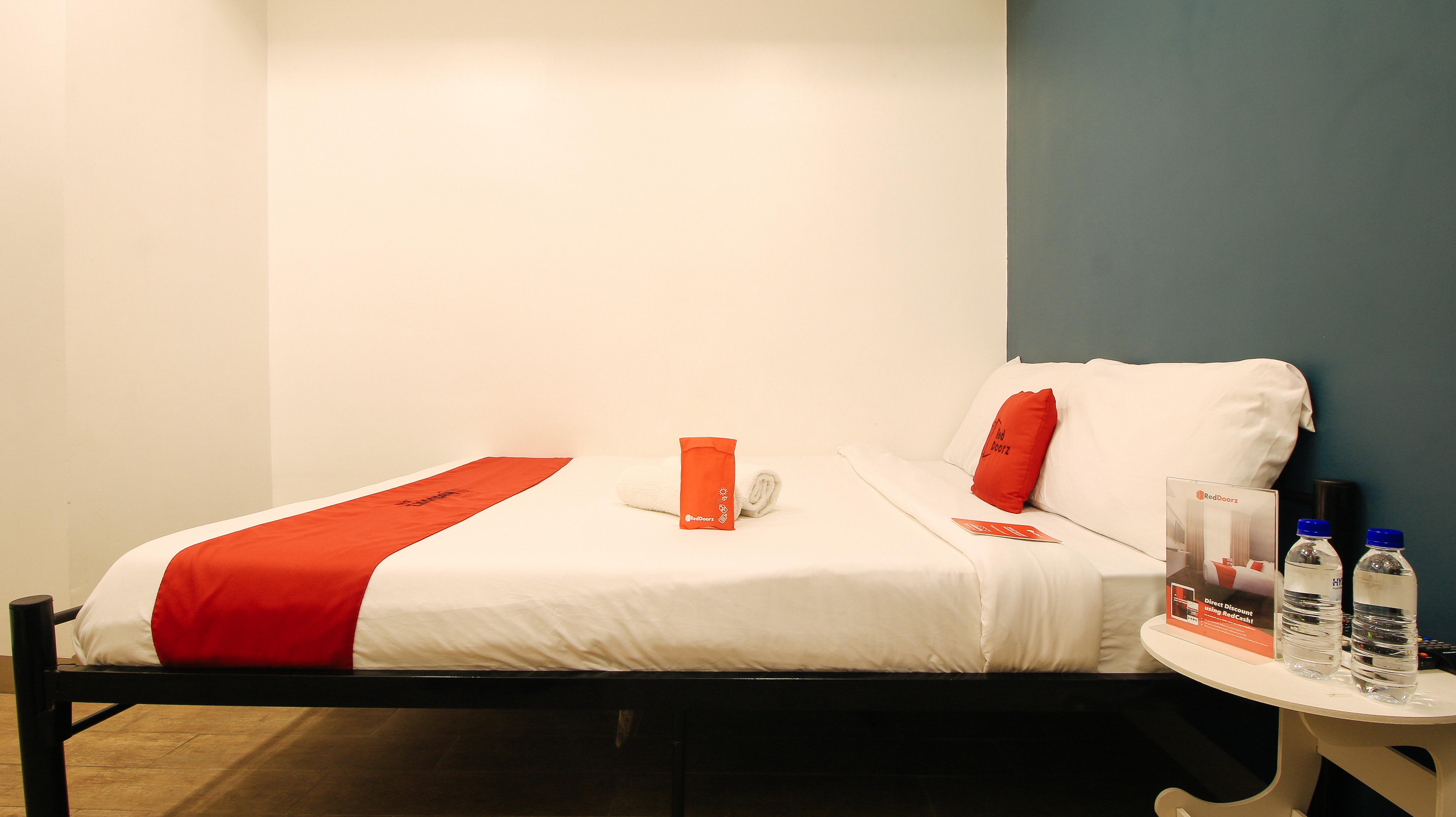 Reddoorz @ San Marcelino Malate 3* Manila