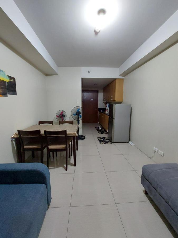 Shell Residences Mall Of - Jona * Manila