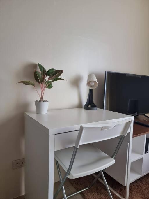 One Bedroom In Makati