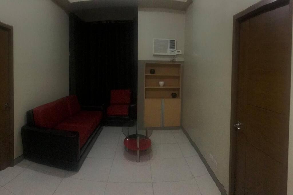 Lovely 2 Bed Infront Of Naia Terminal 3