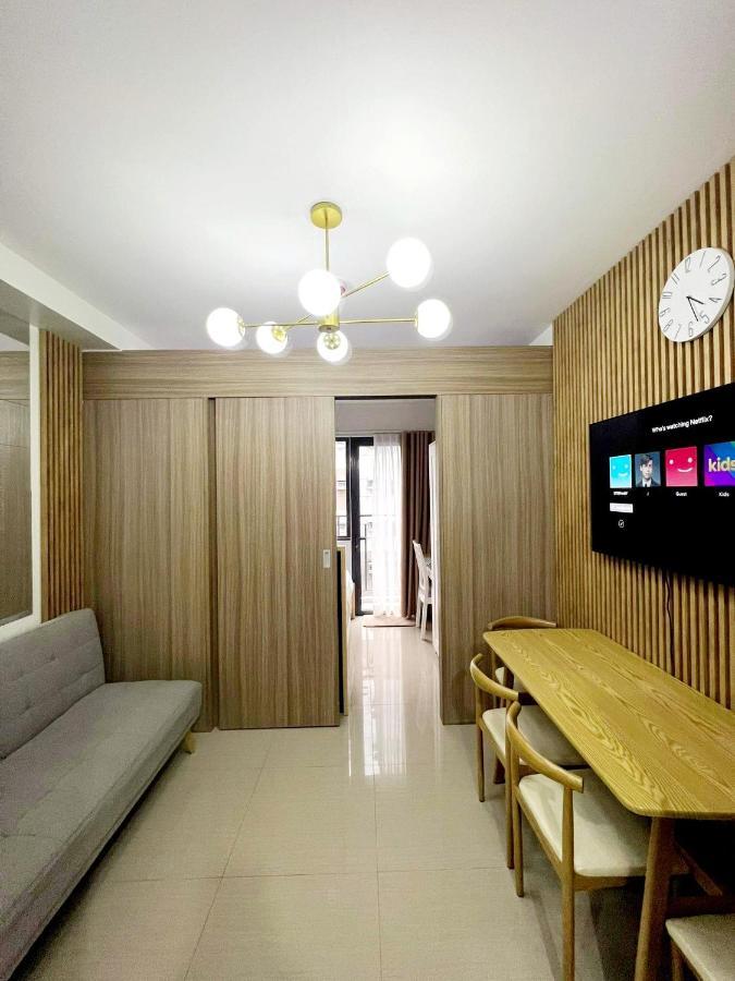 Steff's 1291 @ Shore 2 Pasay Manila