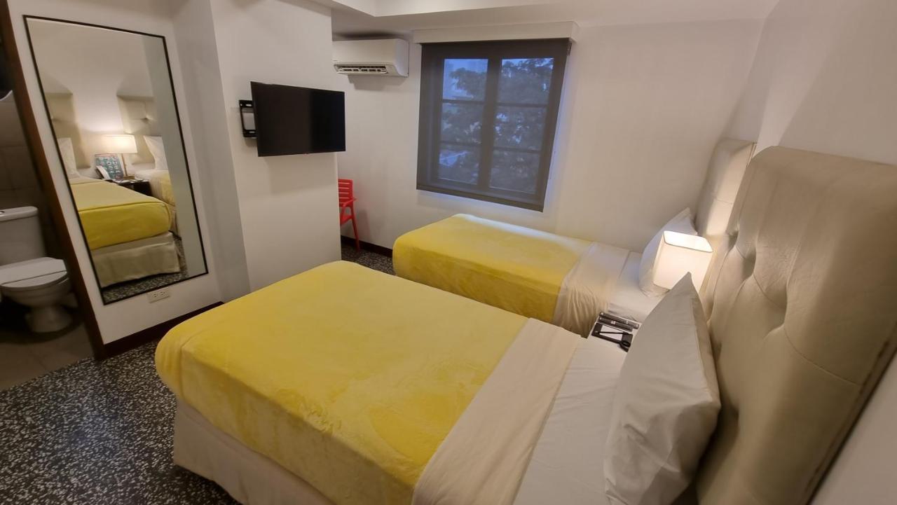 One Cristina Hotel 5*