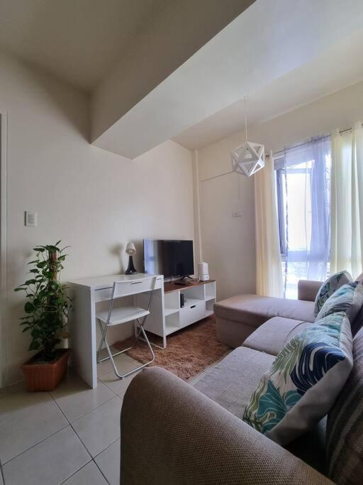 One Bedroom In Makati Apartment Manila