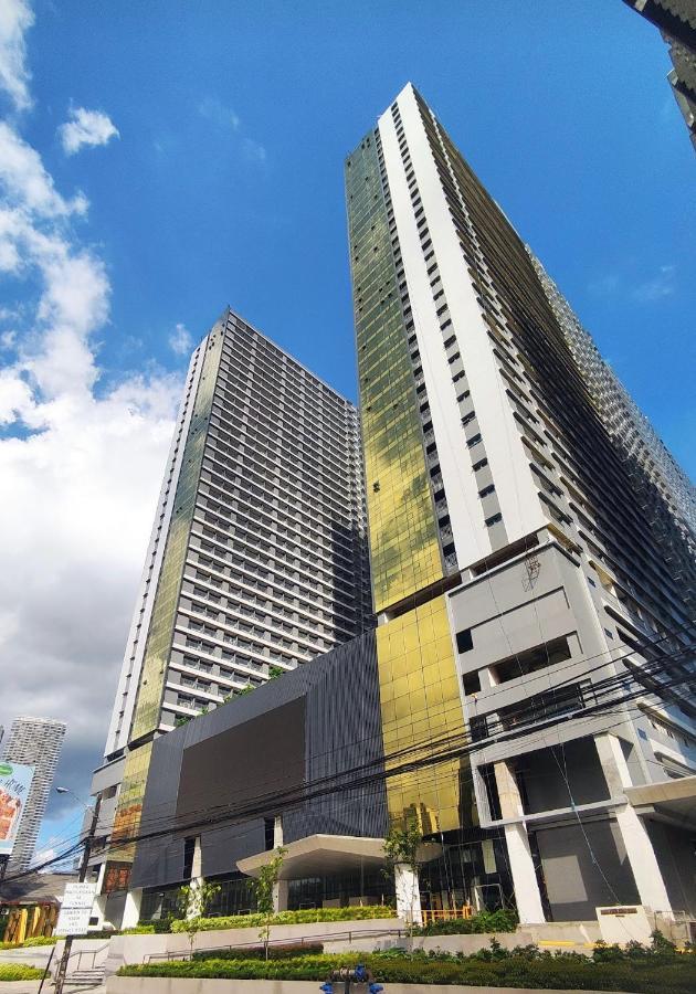 Apartment Cozy Bedroom Fame Greenfield Edsa Mrt Shaw