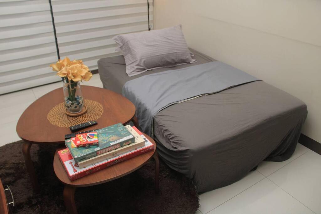 Apartment A2j Luxury 1br Near Venice Mall Bgc Taguig