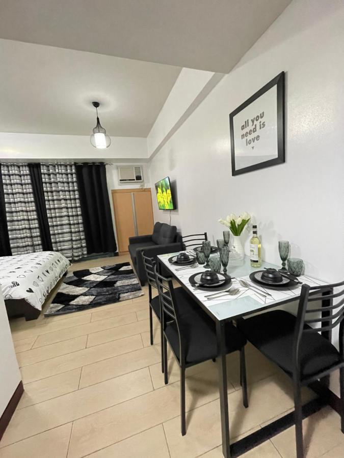 Two Palm Tree Villas Newport-elegante Condotel Type *