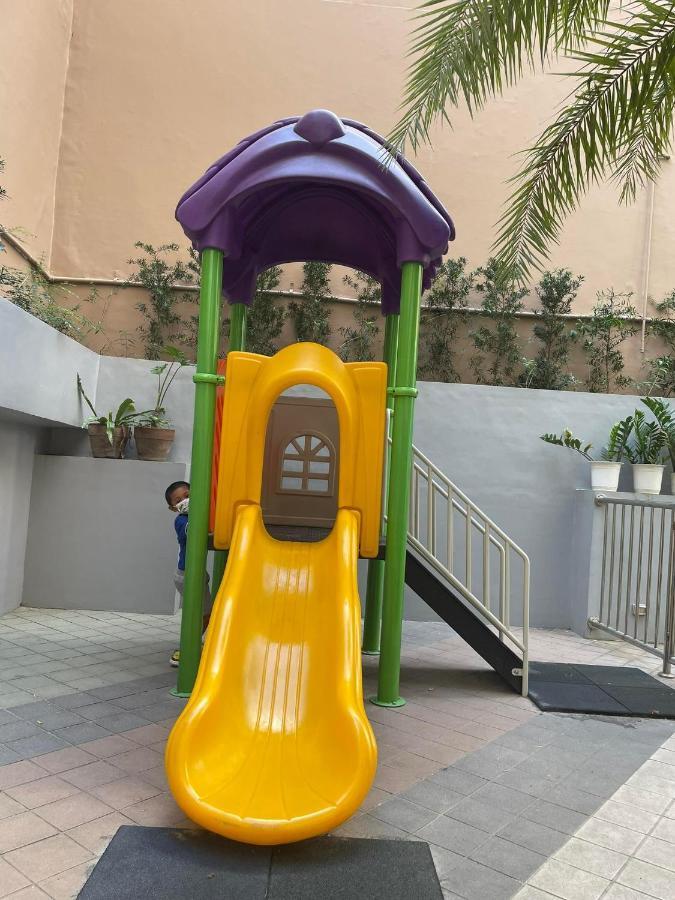 U806 2bedrooms Poolaccess Netflix Wifi85mbps Karaoke * Manila