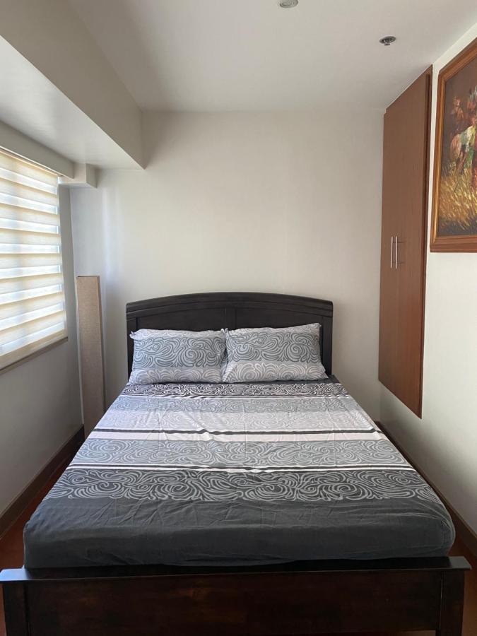Apartment Comfy And Cozy 2br In Bgc With Wifi And Netflix Manila