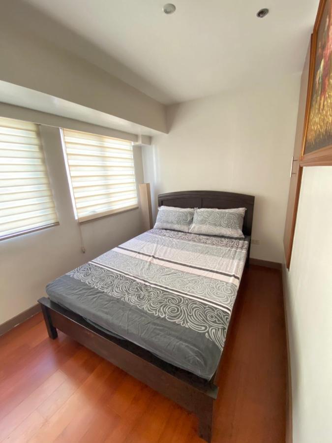 Comfy And Cozy 2br In Bgc With Wifi And Netflix Apartment *