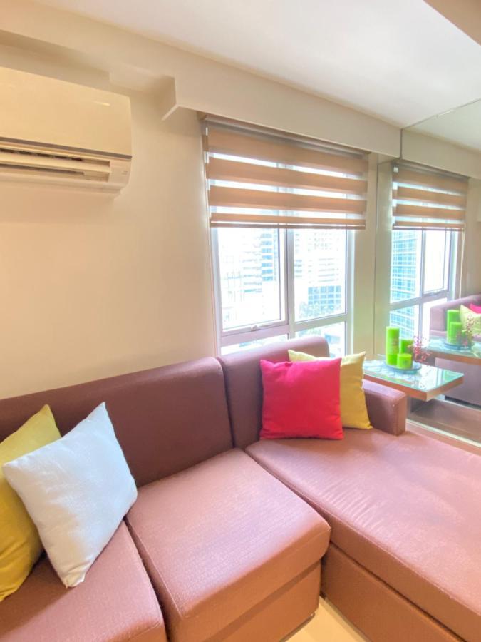 Comfy And Cozy 2br In Bgc With Wifi And Netflix Apartment Manila
