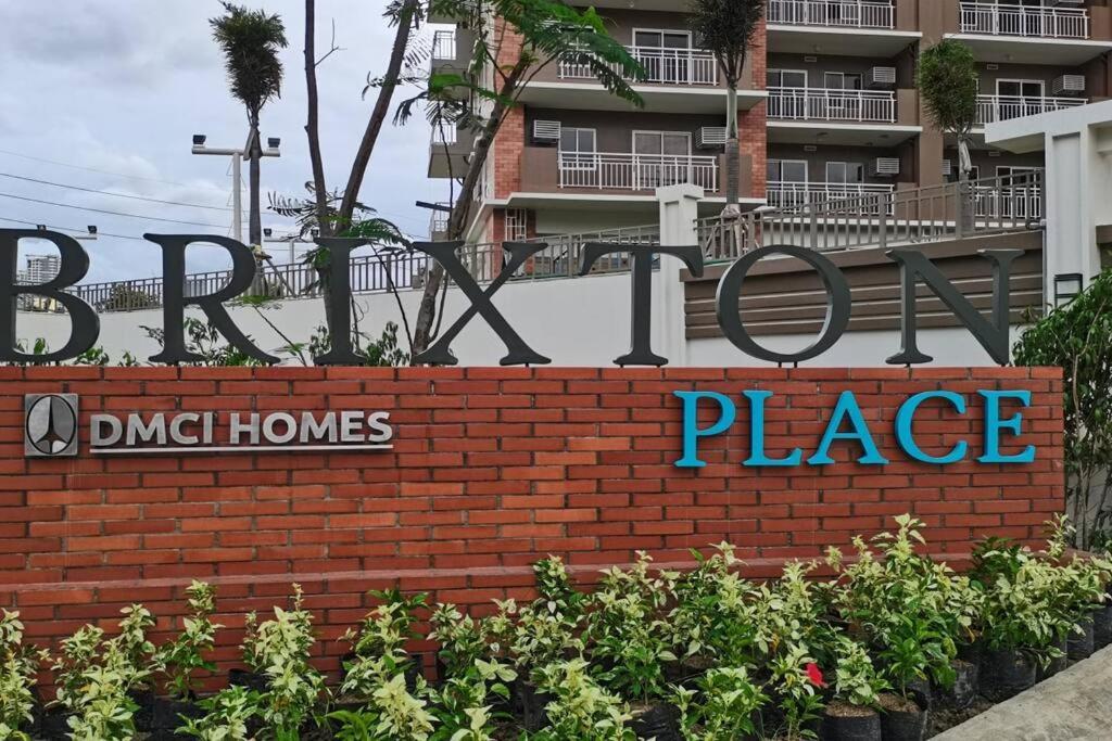 Apartment Location And Spacious 1br W/ Wi-fi At Brixton Place, Pasig *