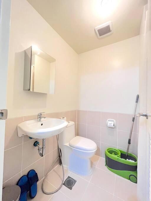Location And Spacious 1br W/ Wi-fi At Brixton Place, Pasig * Manila