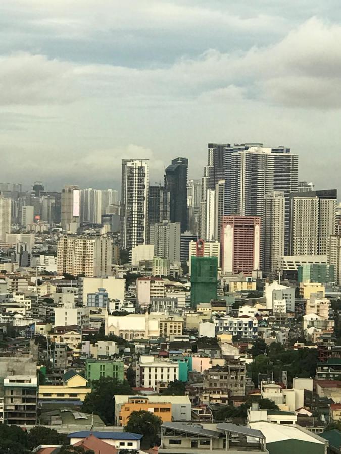 Q Radiance: Airport-adjacent Urban Oasis Manila