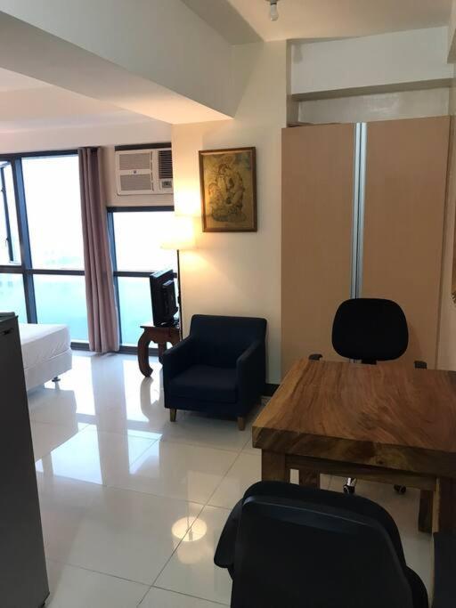 Casa Antonio At Viceroy Mckinley Hill Apartamento