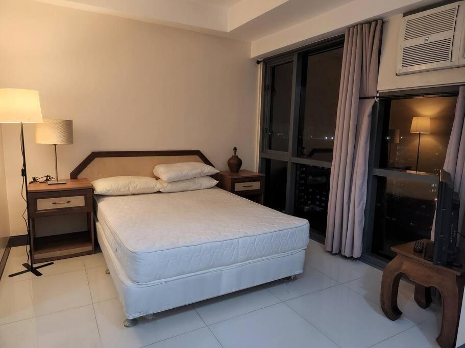 Casa Antonio At Viceroy Mckinley Hill Apartamento