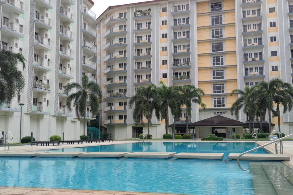 Cherolds Place Lovely 1 Bedroom With Balcony Apartment Manila