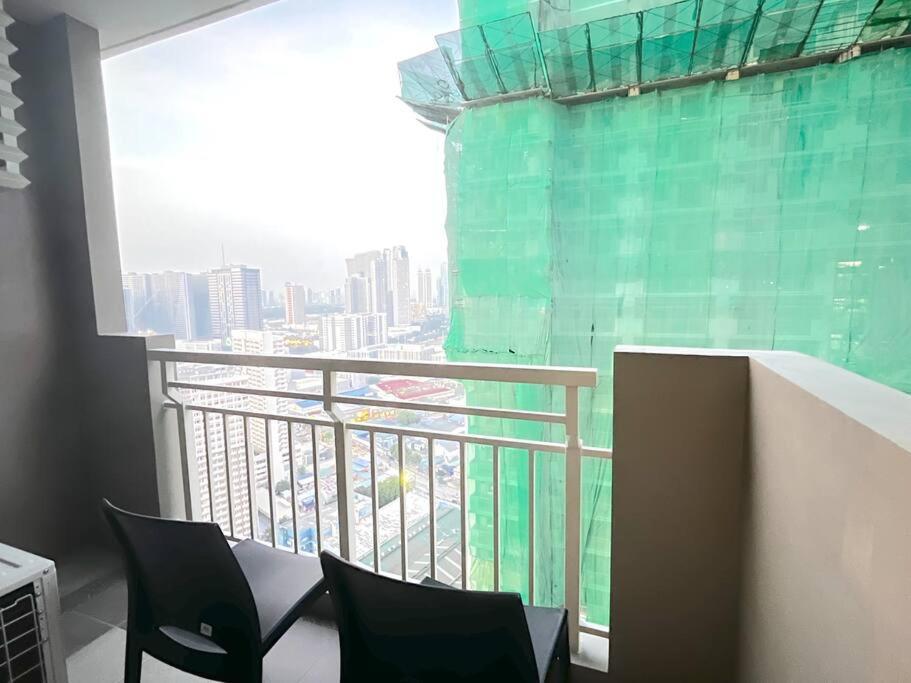 Location And Spacious 1br W/ Wi-fi At Brixton Place, Pasig Apartment Manila