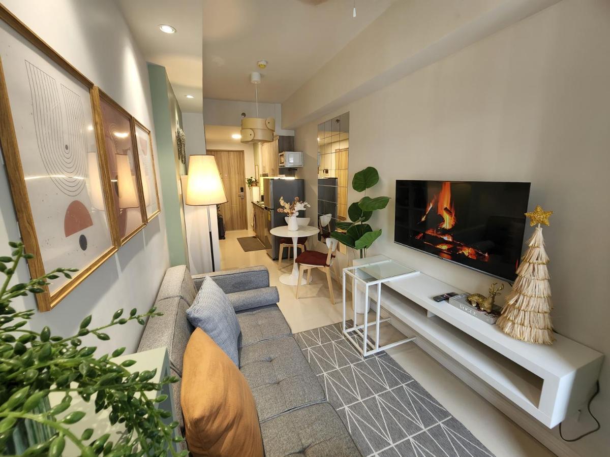 Acomodação com café da manhã  Serene Suites At S Residences Moa Complex Manila