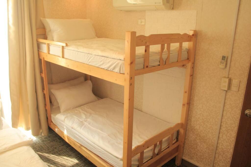 A2j Luxury 1br Balcony Near Venice Mall Bgc * Manila