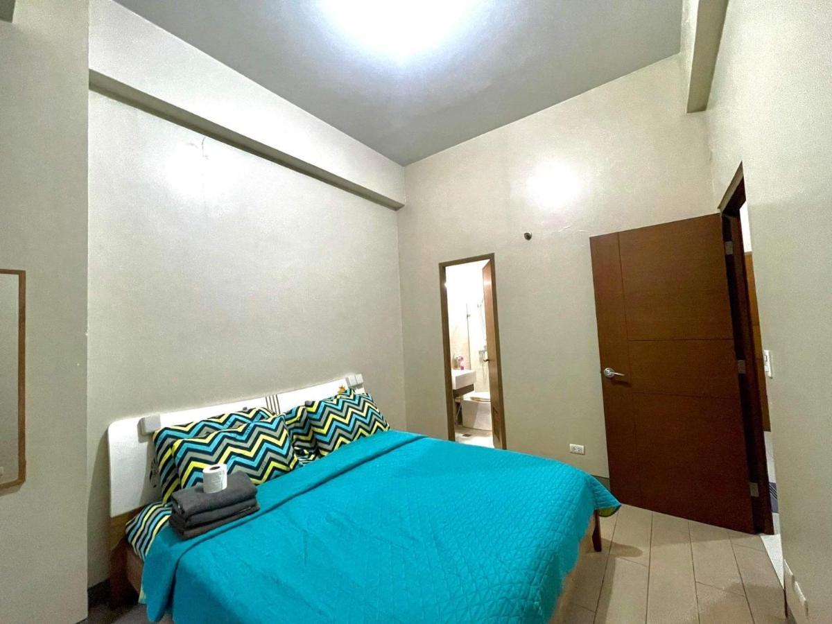 Lovely 2 Bed Infront Of Naia Terminal 3 Apartment