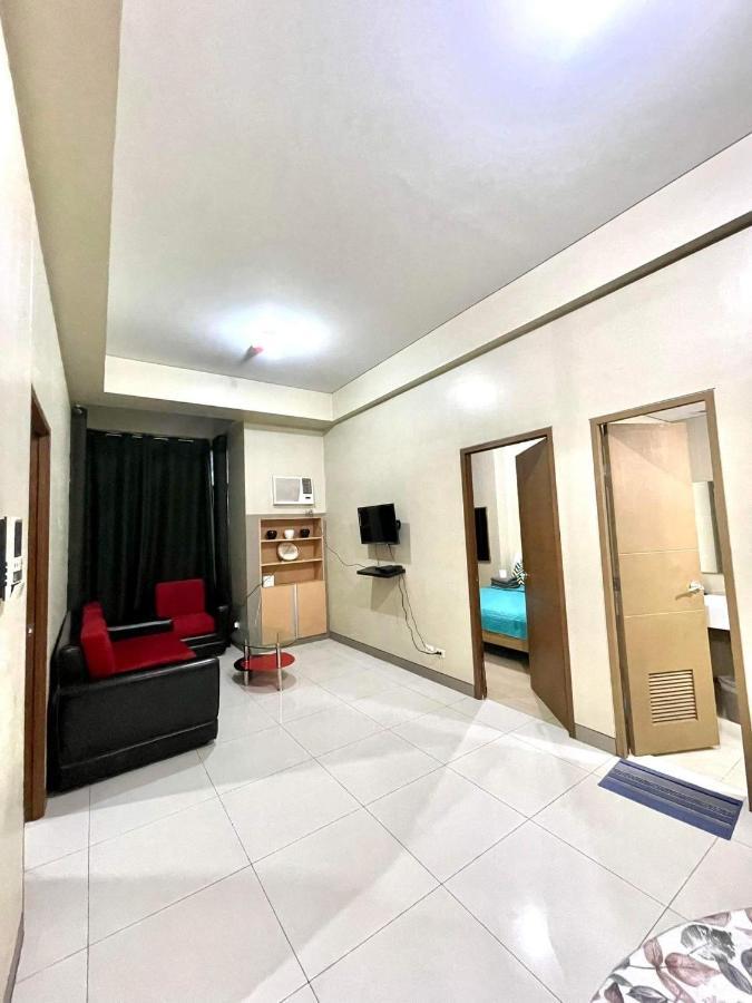 Lovely 2 Bed Infront Of Naia Terminal 3 * Manila