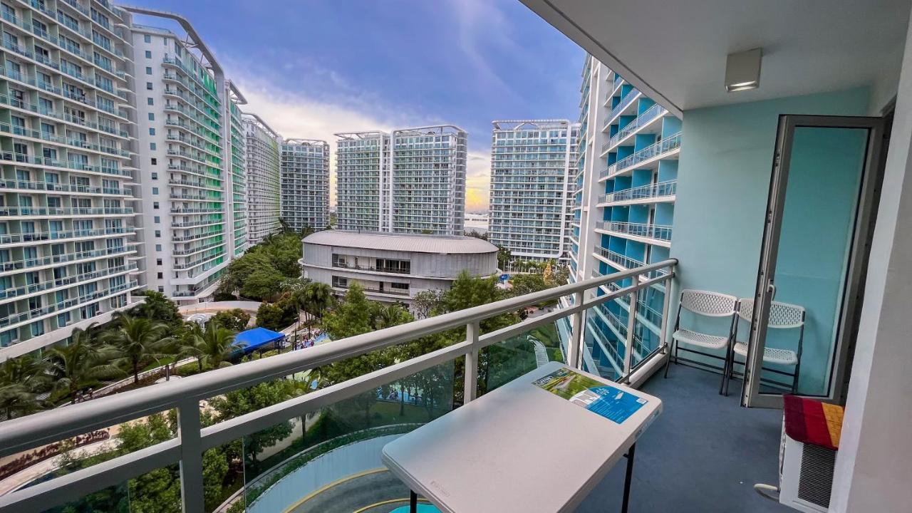 Azure Urban Maui Unit *