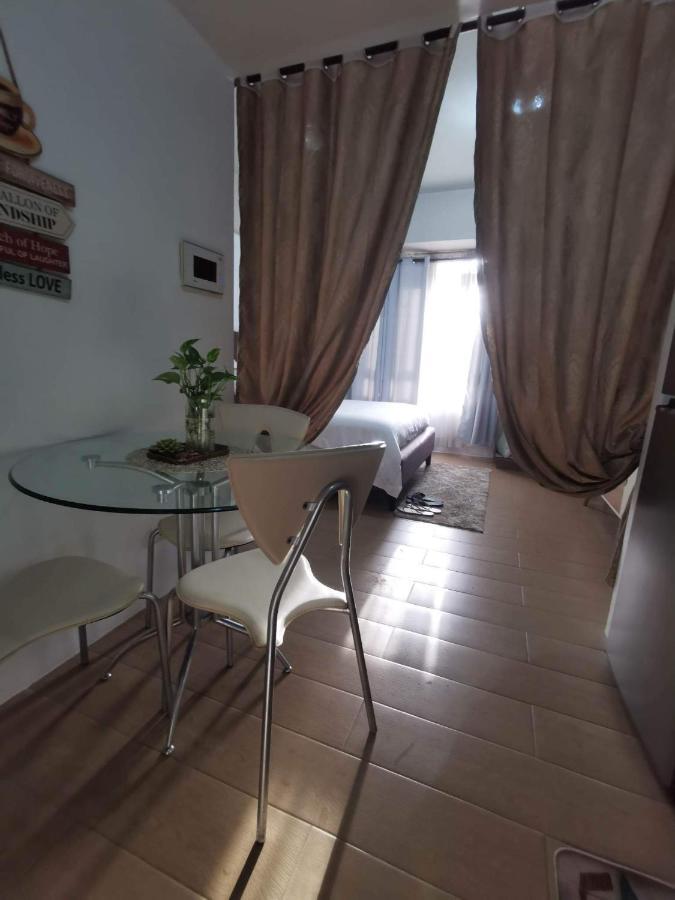 Cecillianplace150newport@pasay Apartment