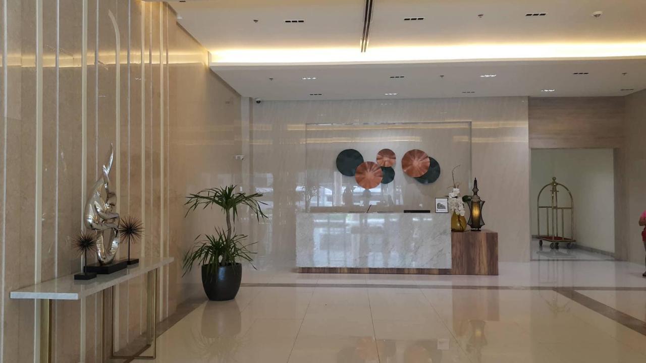 101 Newport Boulevard Near Naia Terminal 3 Apartment *