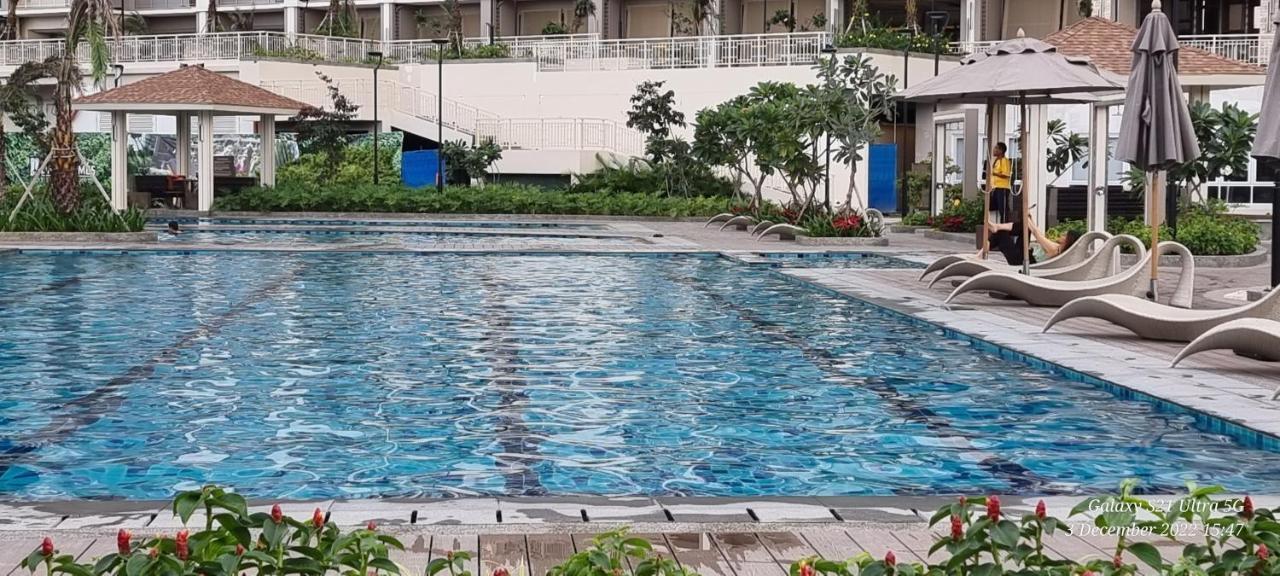 A Cozy 2 Bedroom In Metro Manila