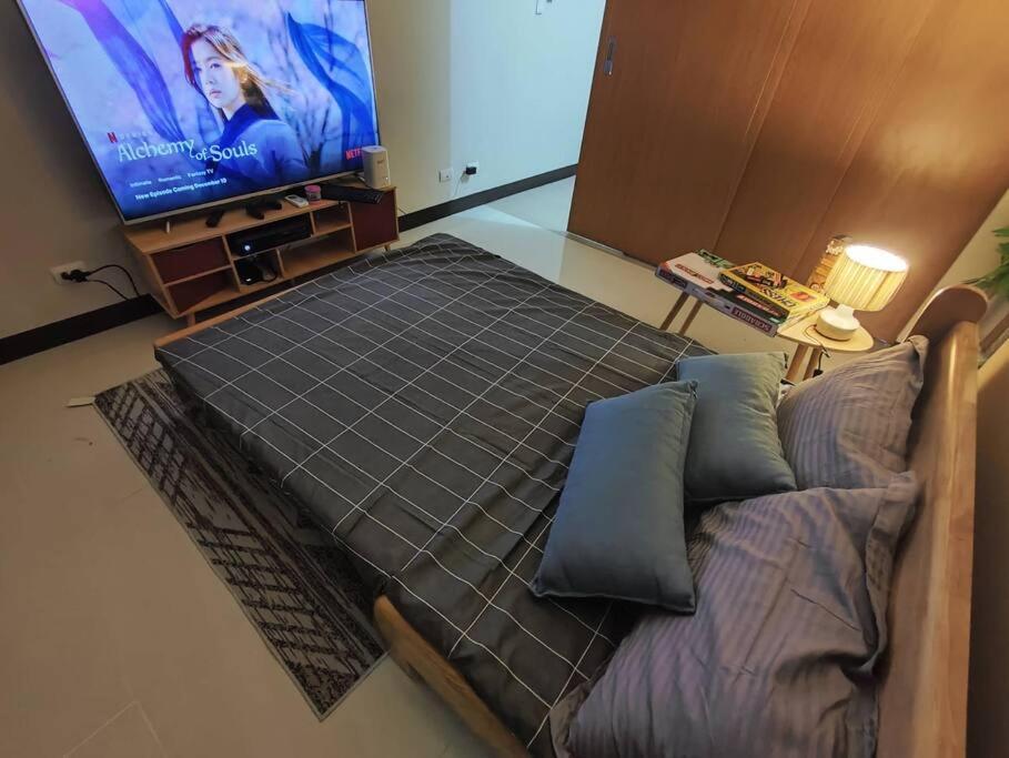 A2j Luxury 2br Near Uptown Mall Bgc Taguig Apartment Manila