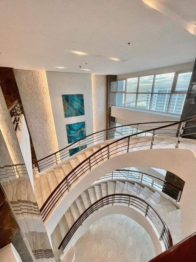 Apartment Penthouse Unit At Coast Residences Walking To Picc/star *