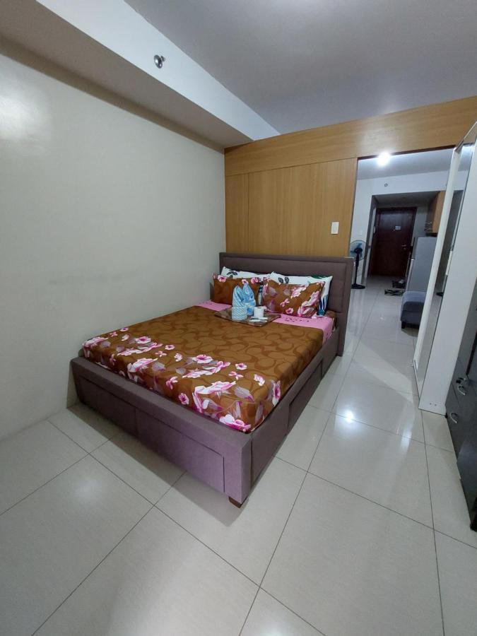 Apartment Shell Residences Mall Of Asia
