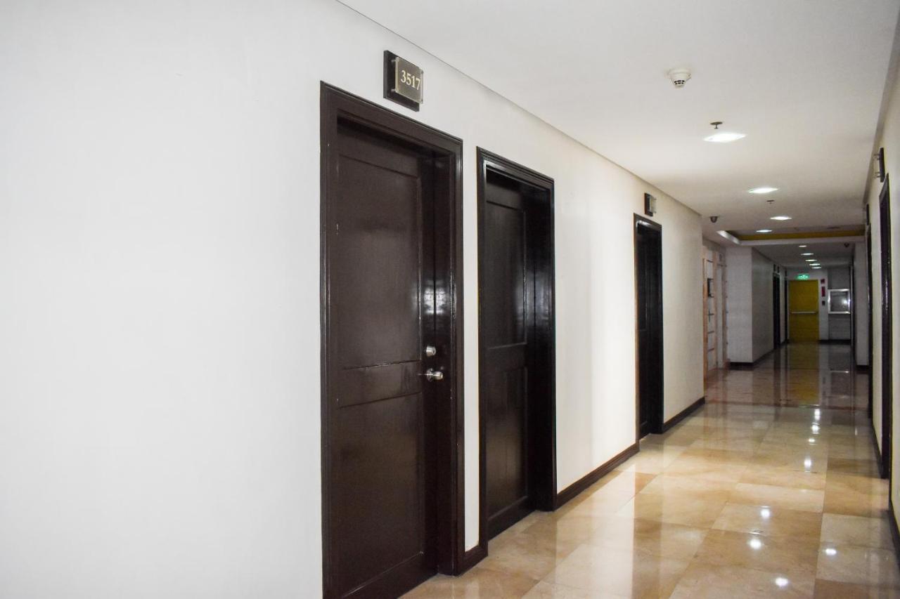 Apartment Birchtower By Jeizel Manila
