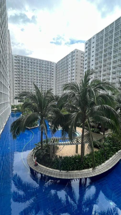 Cozy Staycation Near Moa & Airport Apartment *