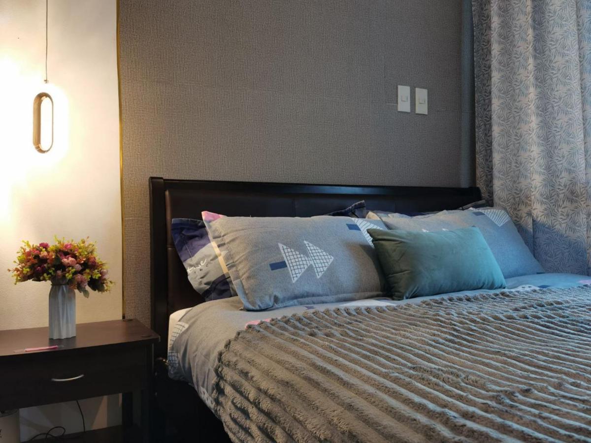 Apartment Elite Pod 1205 Knightsbridge Residences Makati