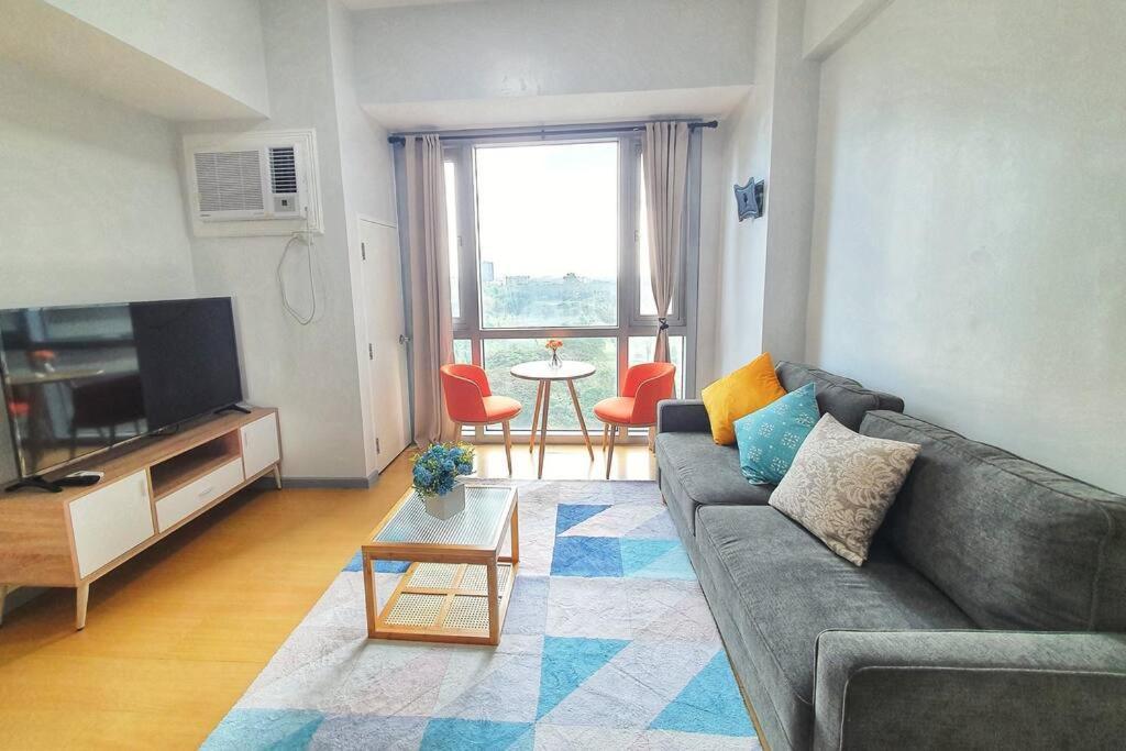 Apartment Avant In Bgc - Spacious 1 Bedroom With Amazing View