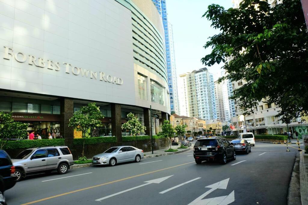 Apartment Avant In Bgc - Spacious 1 Bedroom With Amazing View Manila