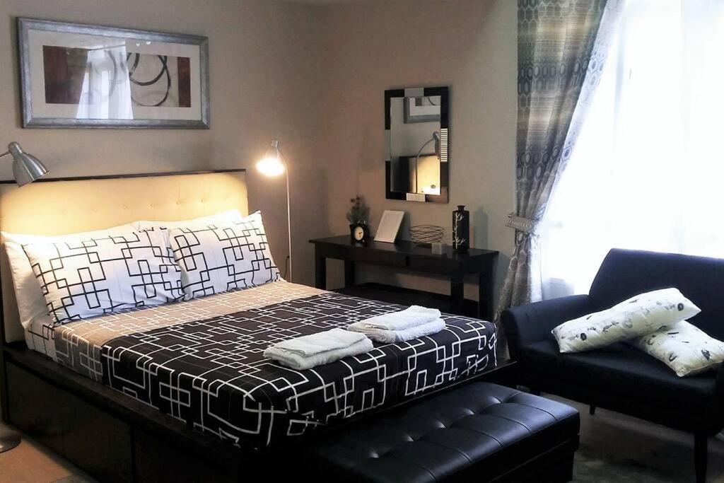 Apartment Condotel At 150 Newport Blvd. Near Naia T3 W/ Wifi Manila