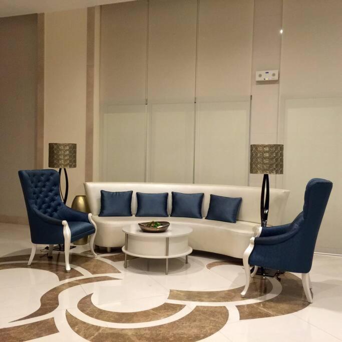 Condotel At 150 Newport Blvd. Near Naia T3 W/ Wifi * Manila