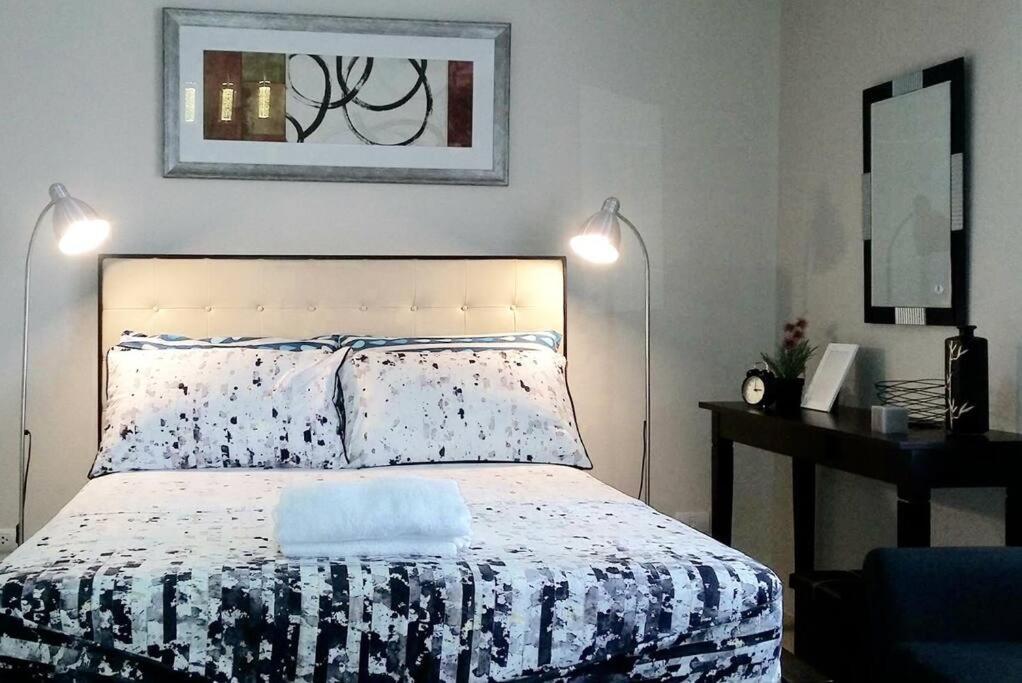 Apartment Condotel At 150 Newport Blvd. Near Naia T3 W/ Wifi Manila